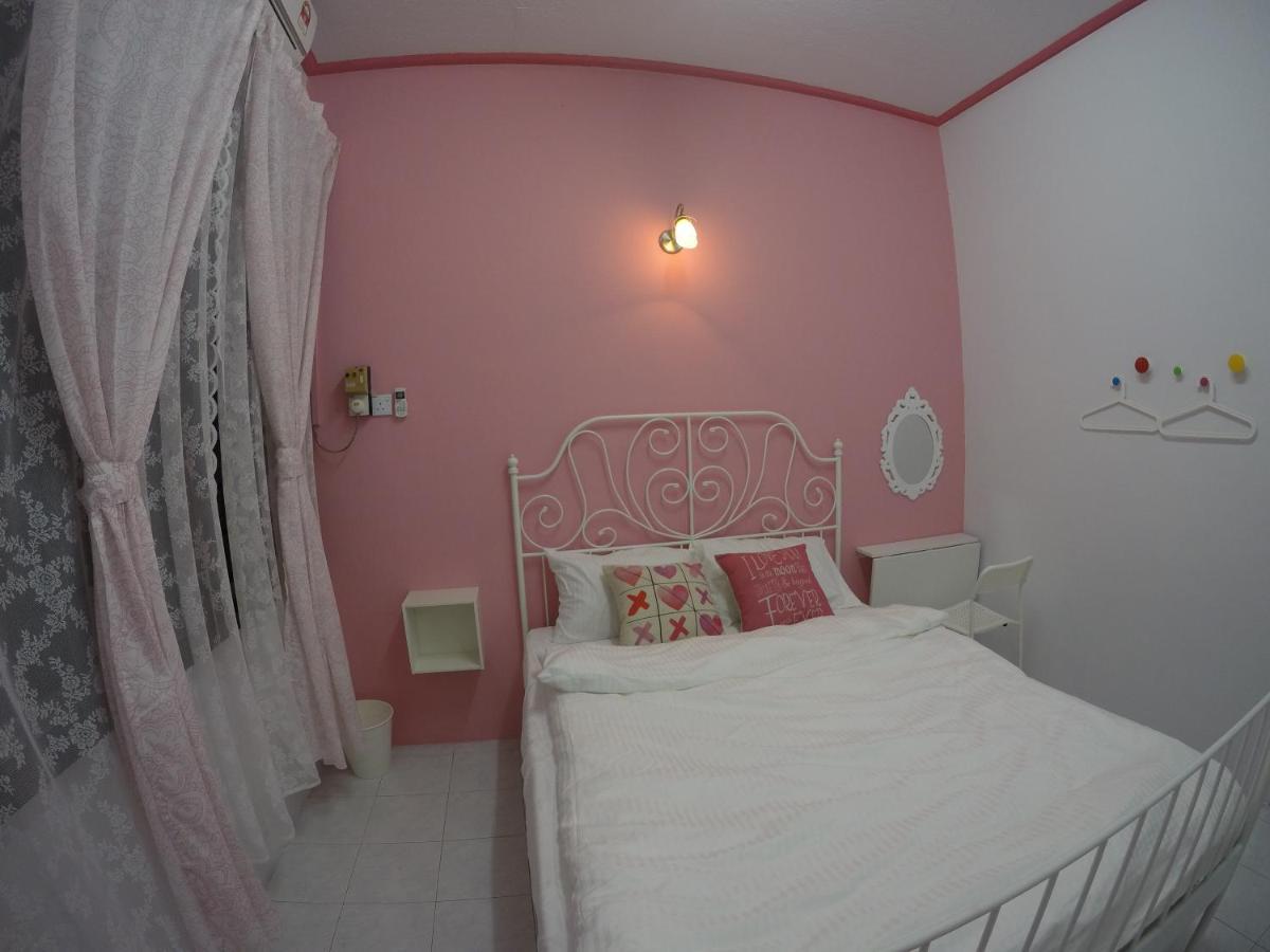 Little Blue House Kemaman Guesthouse Chukai المظهر الخارجي الصورة